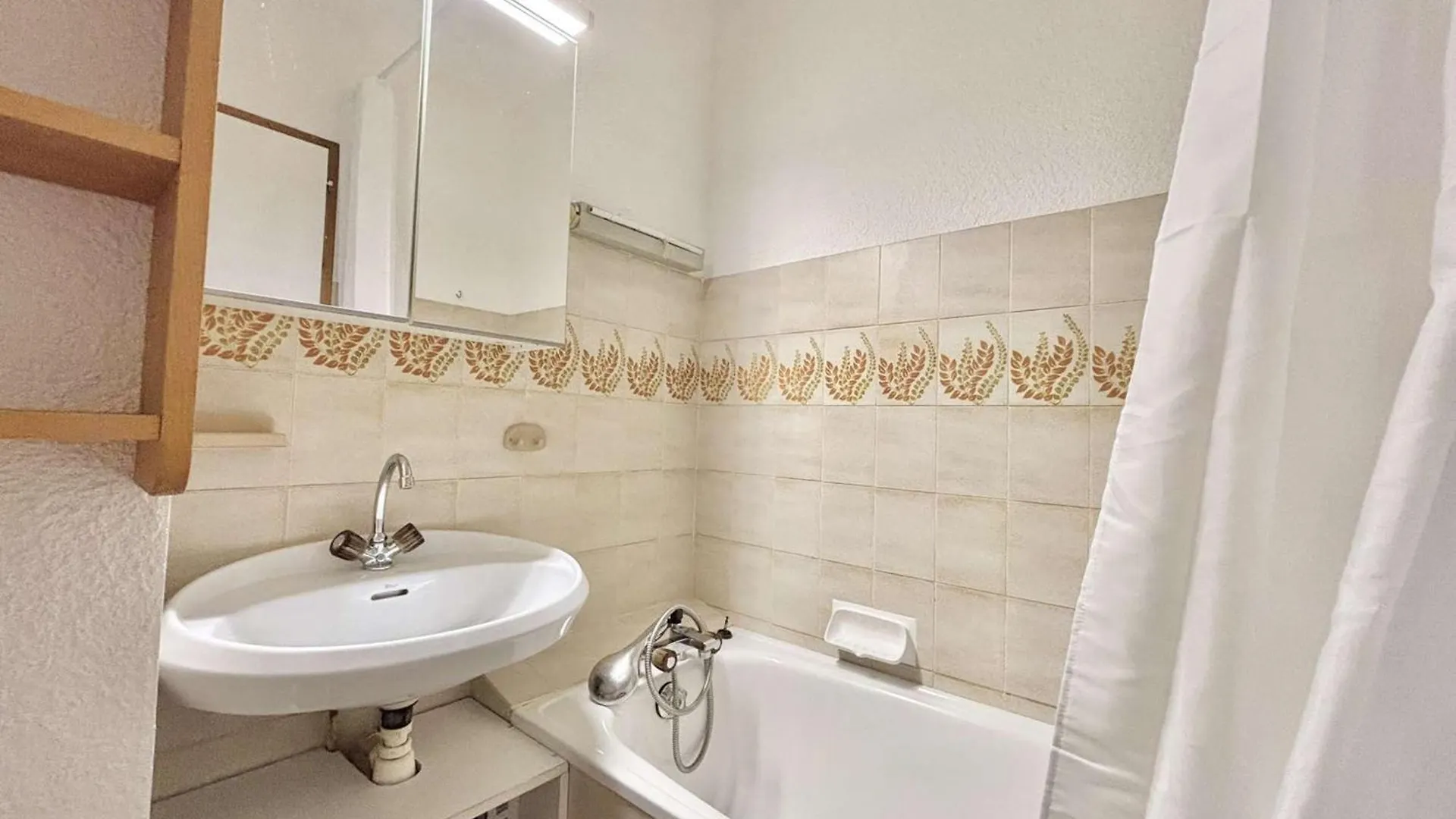 Studio Notre-Dame-de-Bellecombe, 1 pièce, 4 personnes - FR-1-595-35 0*, Notre-Dame-de-Bellecombe France